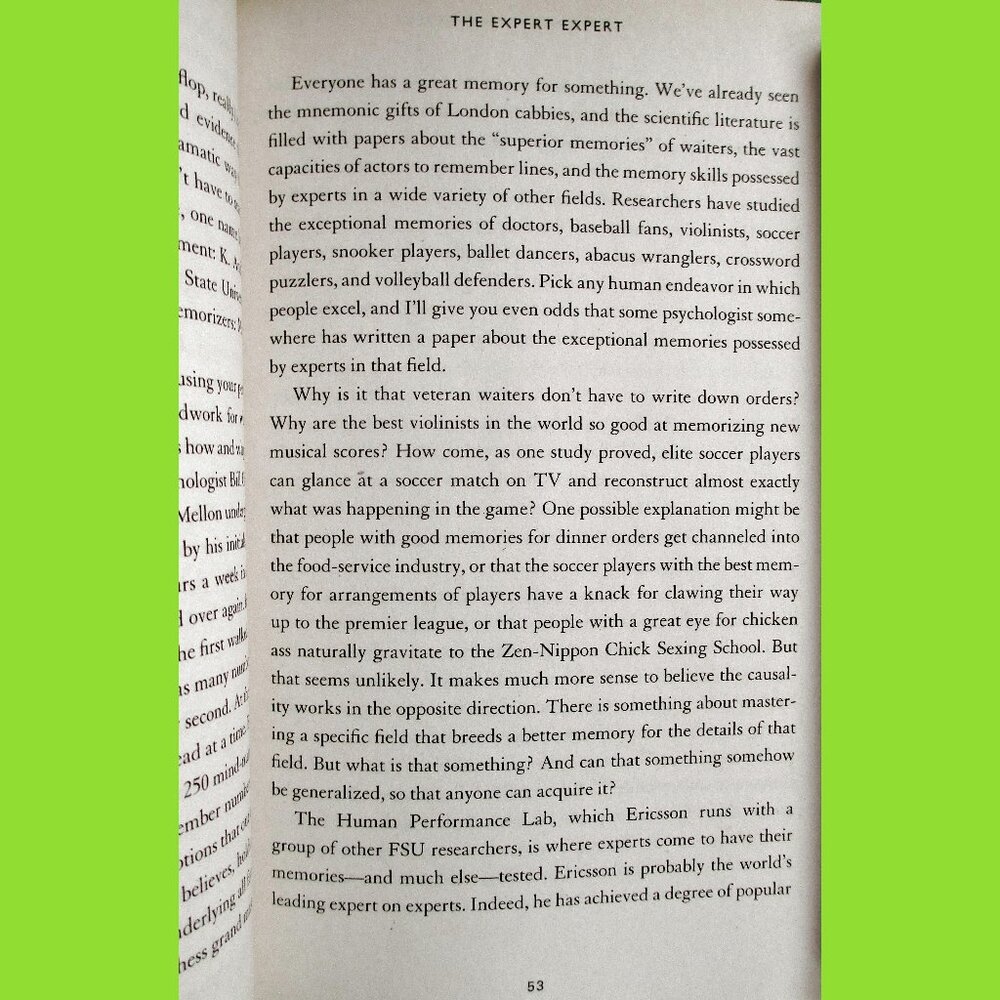 Book - Moonwalking with Einstein: The Art and Science of Remembering Everything - Picture 12 of 16